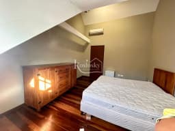 Quarto semi mobiliado no Centro 4