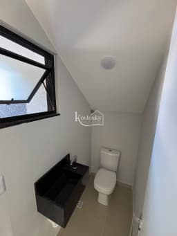 Triplex em Condomínio na Colônia Francesa 2