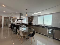 Casa Alto Padrão no Centro de Palmeira 3